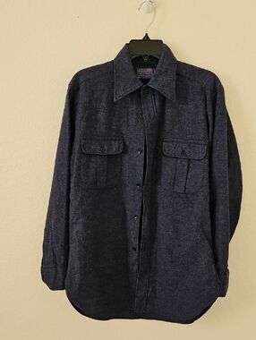 Pendleton Men's Dark Navy Virgin  Wool Buton-Front Shirt Size M